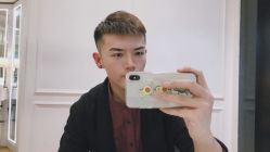 -BULB STUDIO 巴柏明星发型工作室