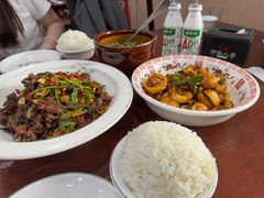-湖南人家湘菜馆(镇江路店)