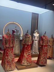 -乐派诗婚纱摄影