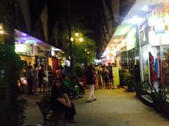 -Jonah's Fruit Shake & Snack Bar