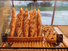 -Dough&Joe团憩(瑞虹天地月亮湾店)