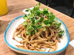 拌豆干-山城外·非遗酸菜鱼(蜀都万达店)