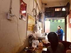 -燕子煨汤(山海关路店)