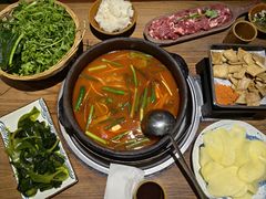 -贵厨酸汤牛肉(花果园国际中心店)