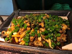 鲜青椒平锅牛蛙-蛙小淲(虎门万达店)