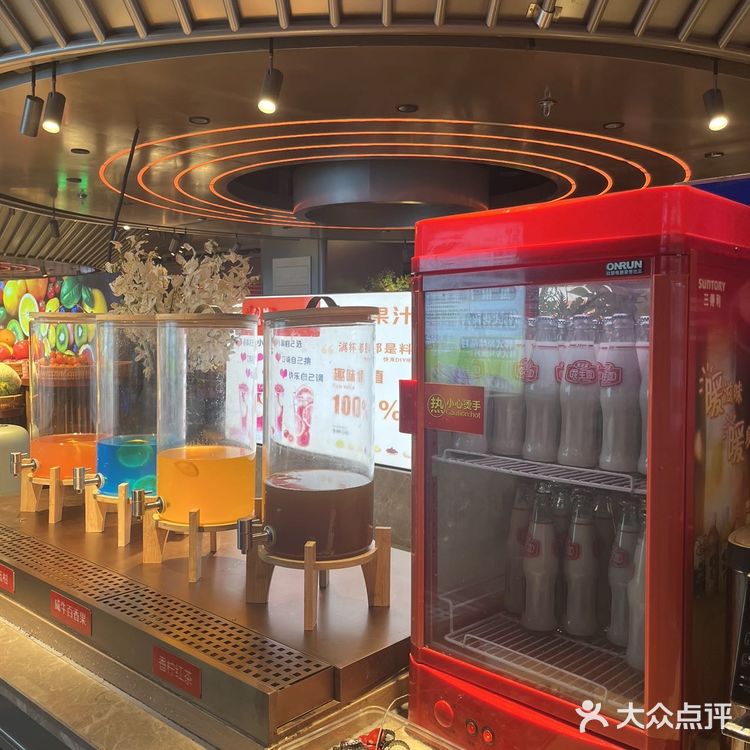 暑假朋友聚会来梨花🌸啊