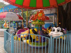 -顺德大良半月城游乐场