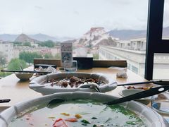 景观位-平措康桑·和牛自助观景餐厅(布达拉宫店)