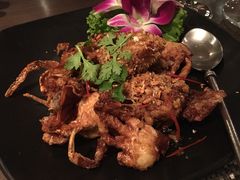 黑椒蒜香软壳蟹-Ruen Urai