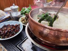 -三锅莊·牦牛肉火锅·香格里拉特色藏餐宴请餐厅(菱角塘路店)