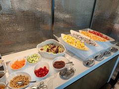 -深圳国际会展中心希尔顿酒店(前海华发冰雪世界店)