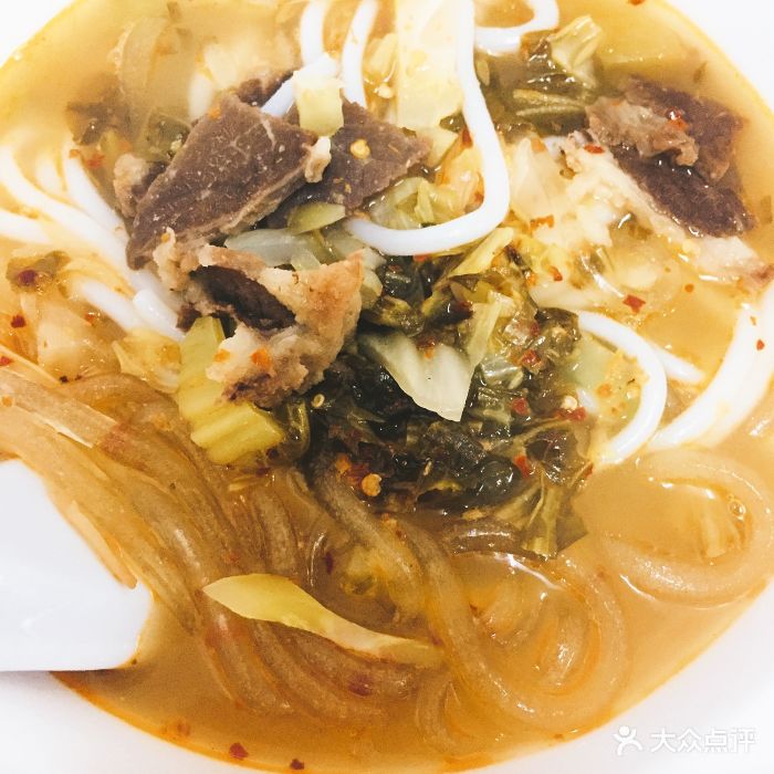 正宗四川酸辣粉(二中老字号)牛肉鸳鸯粉图片
