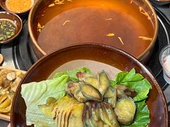 -阿山卓·野生菌火锅·纳西火塘烤肉