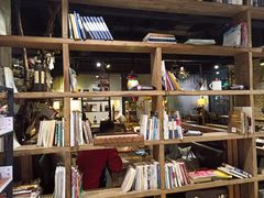 大堂-魔方城市书房(中街益田店)
