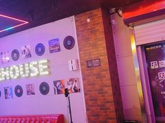 -唱吧麦颂KTV(马驹桥店)