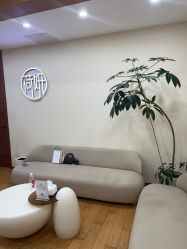 -HEYAN荷妍专业脱毛连锁机构