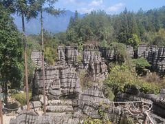 -梭布垭石林景区