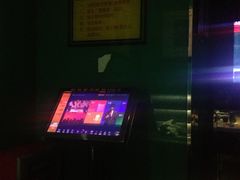 -百威KTV(恒福路店)