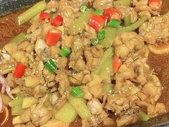 馋嘴牛蛙-70后饭吧(府河街店)