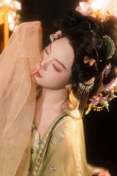 -一揽芳华汉服旗袍体验馆(拙政园店)