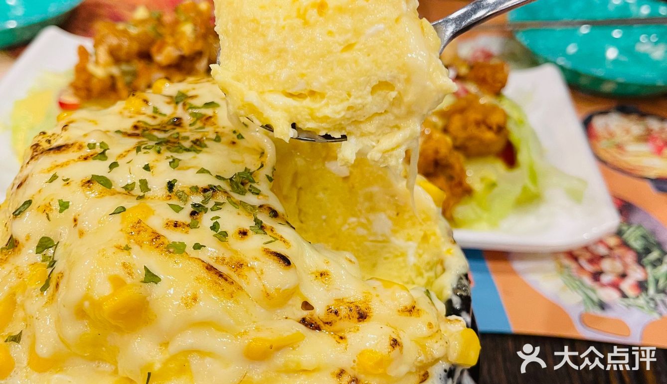 魔都探店 | 打卡圣诞节氛围感的韩国料理店！[胜利]