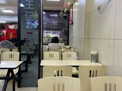 大堂-江三王记牛杂馆(总店)