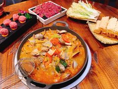 鲜牛展-蚬皇•陈味莞(西平景湖店)