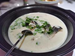 白汤水库鱼头-品粹徽园·家常安徽菜