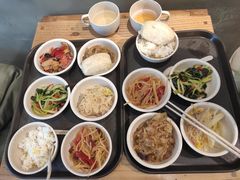 -一两饭川味素食餐厅