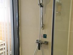 -城市便捷酒店(广州麓苑路淘金地铁站店)