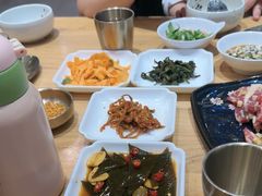 -青瓦餐厅·生鱼片·韩园烤肉(西塔店)