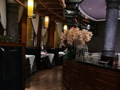 -八府香鸭·啫啫煲(华山路店)