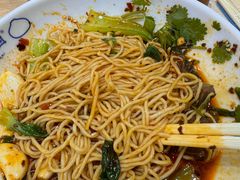 -李与白包子铺(桐梓林店)