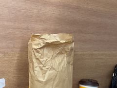 -麦当劳(上海虹桥站30B检票口楼上)