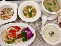 -臻康乃馨月子中心(集美店)