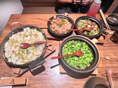-啫两手·啫啫煲·小饭堂(龙城万科里店)