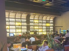 -洛缦音乐餐厅(工业展览馆万象城店)