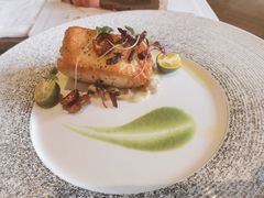 香煎深海鲈鱼柳-YUE·6·西式融合餐厅(外滩六号店)