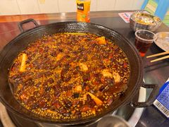 -鸿顺老铁锅美蛙鱼府(解放碑店)