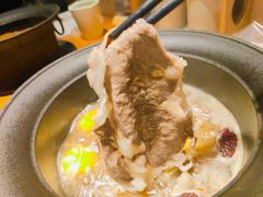 -呷哺呷哺(融创茂店)