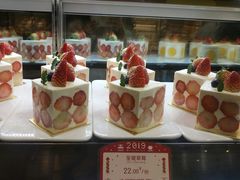 -罗森尼娜(德思勤店)