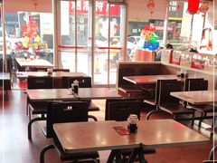 大堂-顺溜·手工刀削面·黑金店(铜锣湾店)