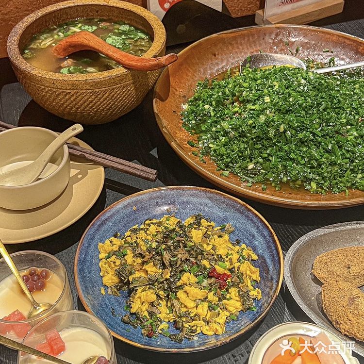不后悔 偶然间发现这家店正巧没有吃过贵州菜就来打卡啦
