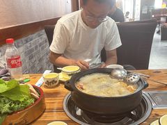 -菌之家·专业纯野生菌火锅·特色炒菌