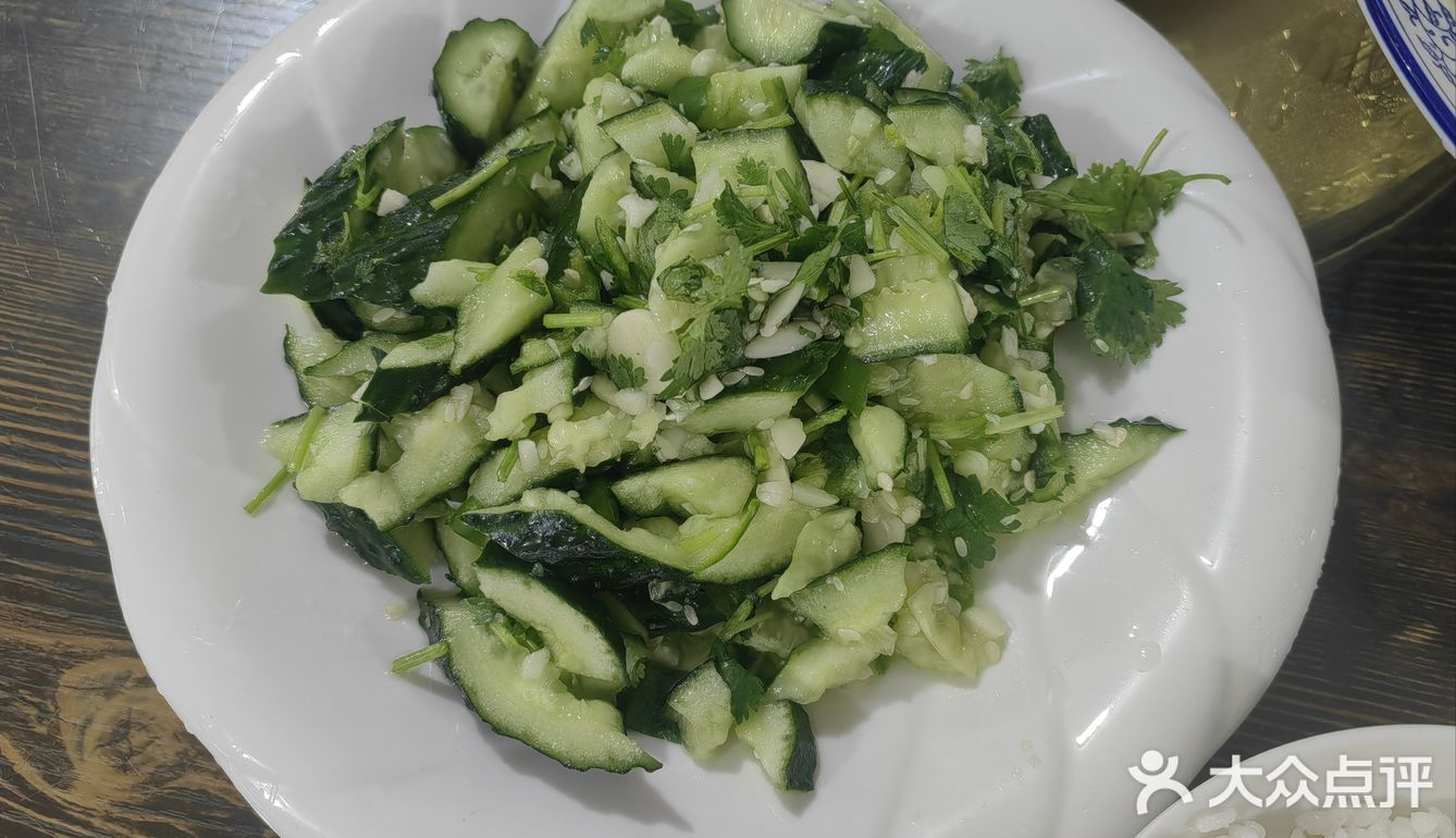 这家店铺超好吃，打工也太难了吧😫救救孩子吧