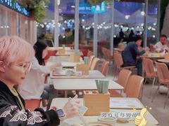 -老乡鸡(上海白玉兰广场店)