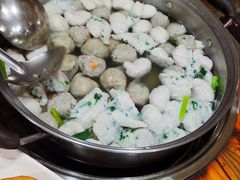 -章记正宗南岗鱼蛋火锅