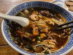 八宝辣酱面-沪西老弄堂面馆(定西路店)