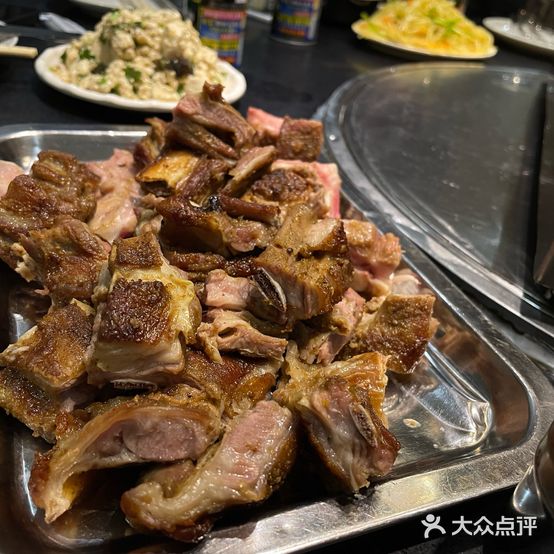 大春蒙古风情烤羊腿