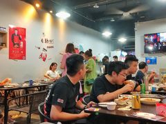 大堂-三妹小龙虾·黄油蟹(华侨城总店)